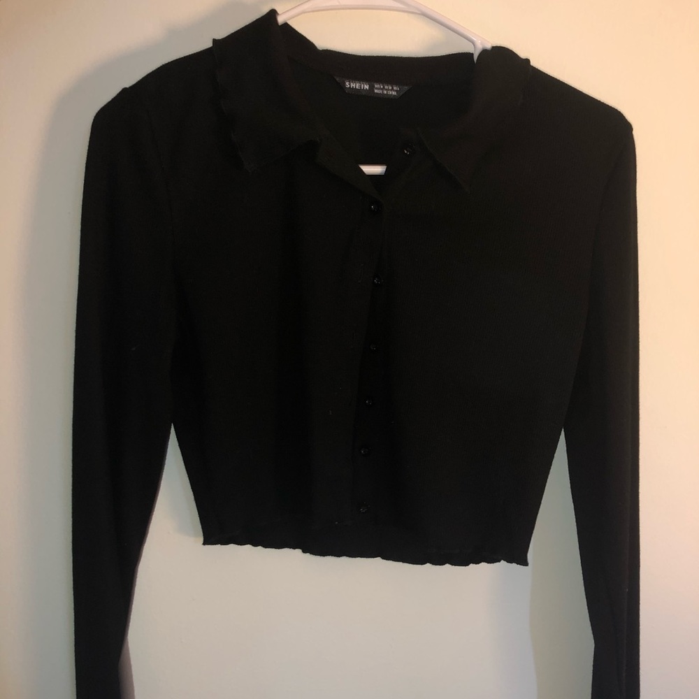 SHEIN Black Long Sleeve Button Down Crop Top